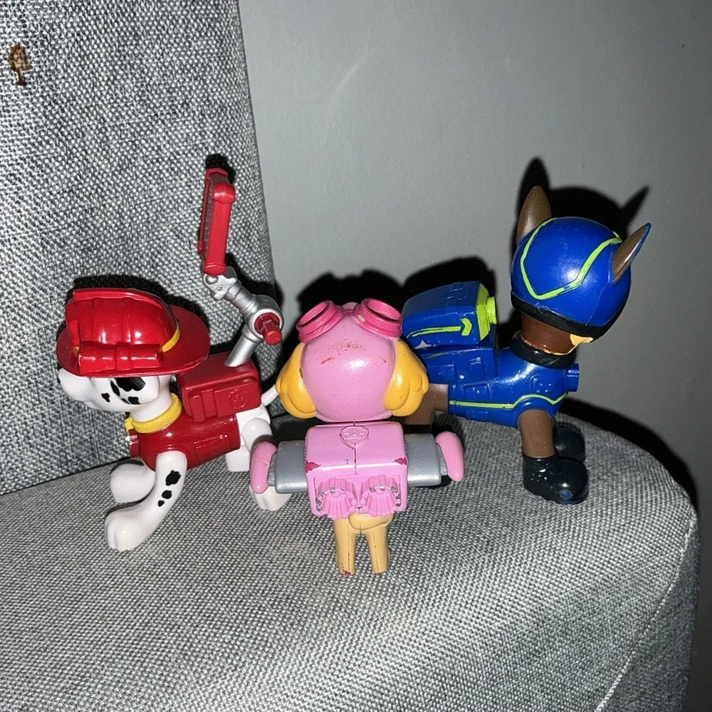Paw Patrol Pups Action Pups Figures Lot of 3 Skye Marshall Chase Toy Dogs